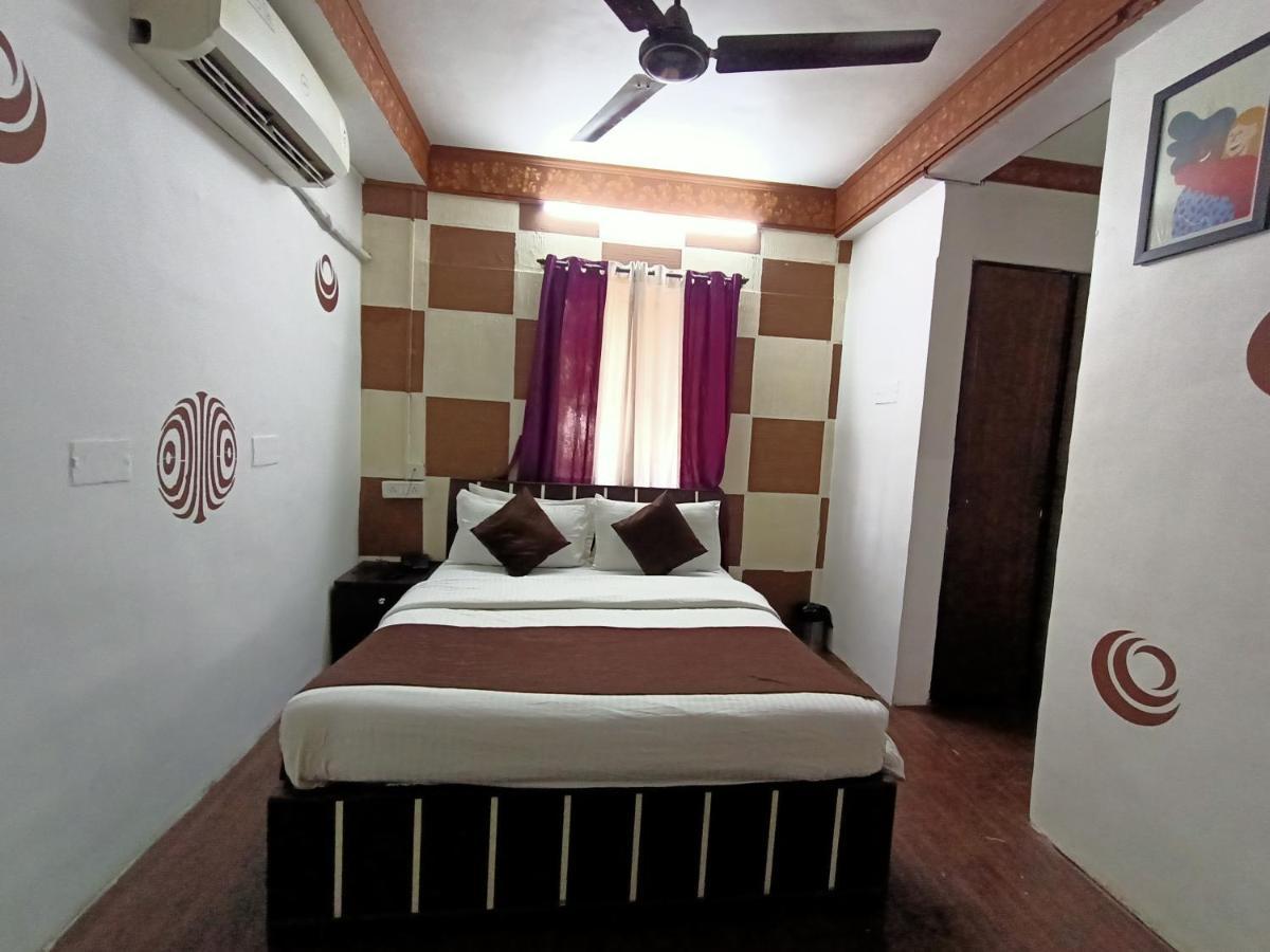 Kalpataru Hometel Bombay Extérieur photo